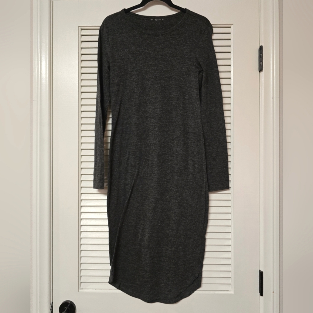 Grey Lightweight Long-Sleeve Dress
